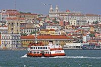 Португалия впервые вошла в тройку стран мира по инвестициям в недвижимость