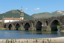 Мост в городке Понте-де-Лима