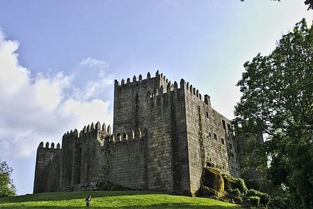 Исторический центр города Гимарайнш (Centro histórico de Guimarães)