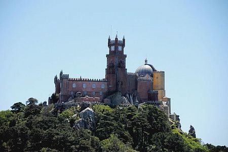 Синтра (Португалия): идеальное место для проведения летнего отдыха